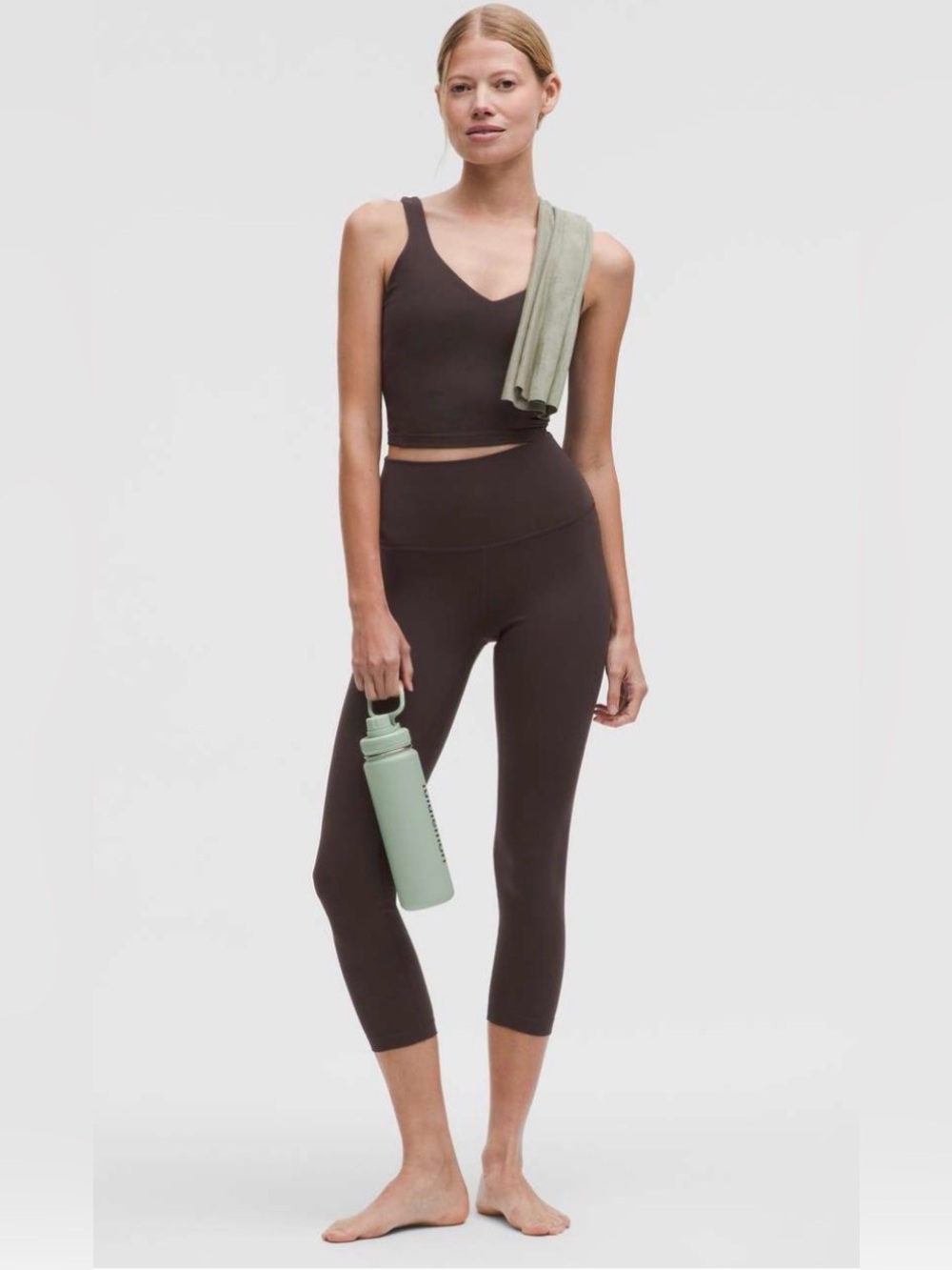 lululemon Align Line™ High-Rise Crop 23" Weightless in Mahogany Muse Size 6